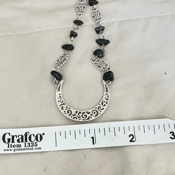 Silver Tone Crescent Moon Filigree Necklace w/Black Onyx Crystal/Stone Chips - Picture 11 of 15